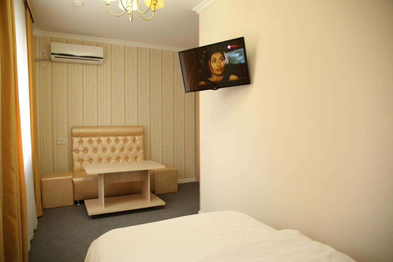 Sweet Home Hotel Atyraū Zewnętrze zdjęcie