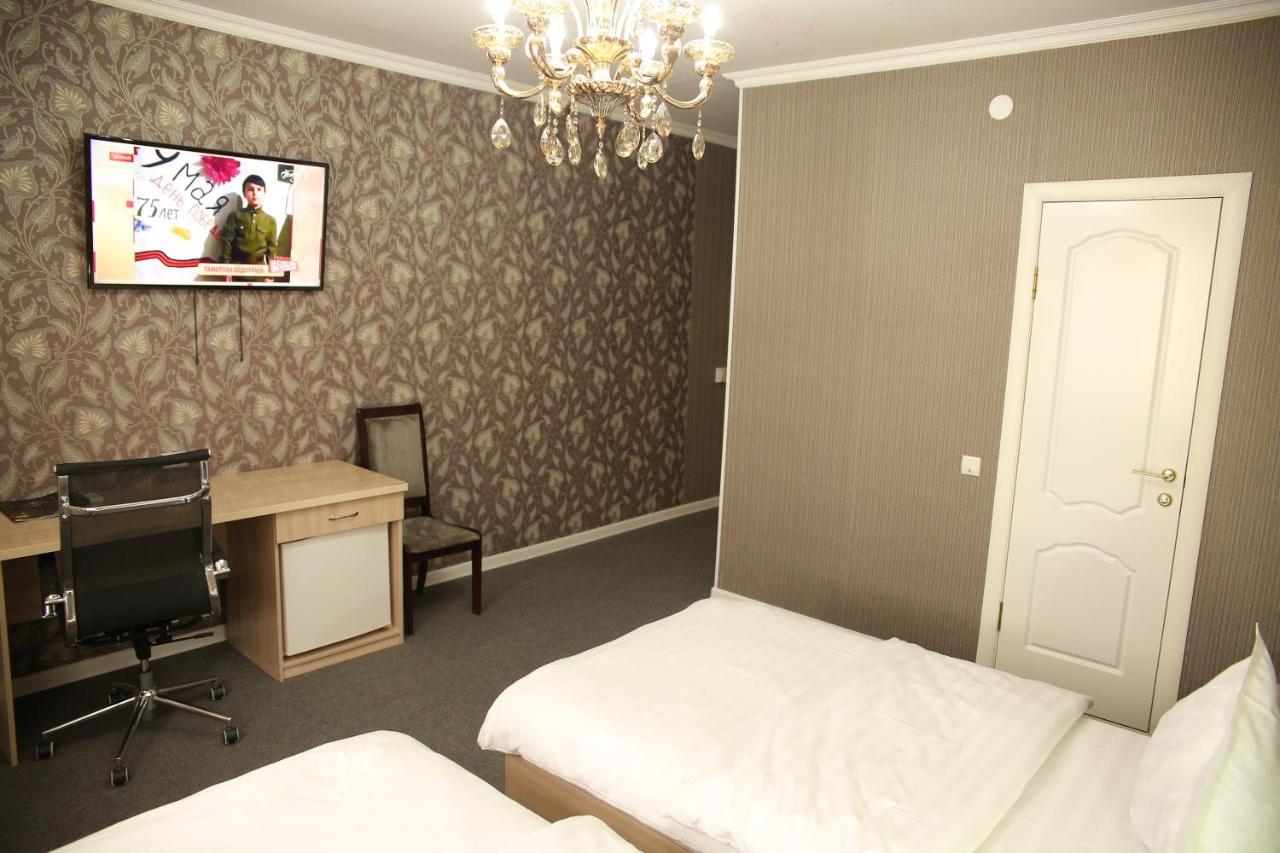 Sweet Home Hotel Atyraū Zewnętrze zdjęcie